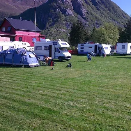 Reipa Camping منتزه العطل Reipå