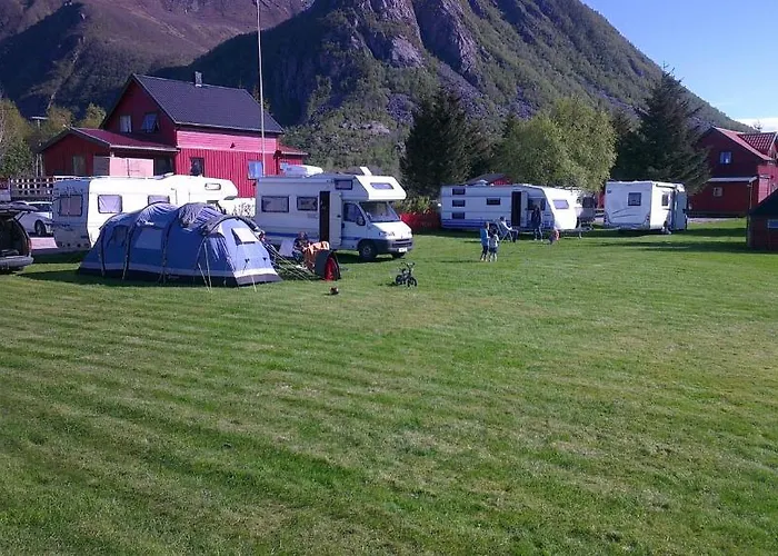 Reipa Camping פארק נופש Reipå