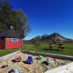 Reipa Camping Aldeamento Turístico *