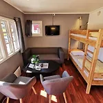 Aldeamento Turístico Reipa Camping *